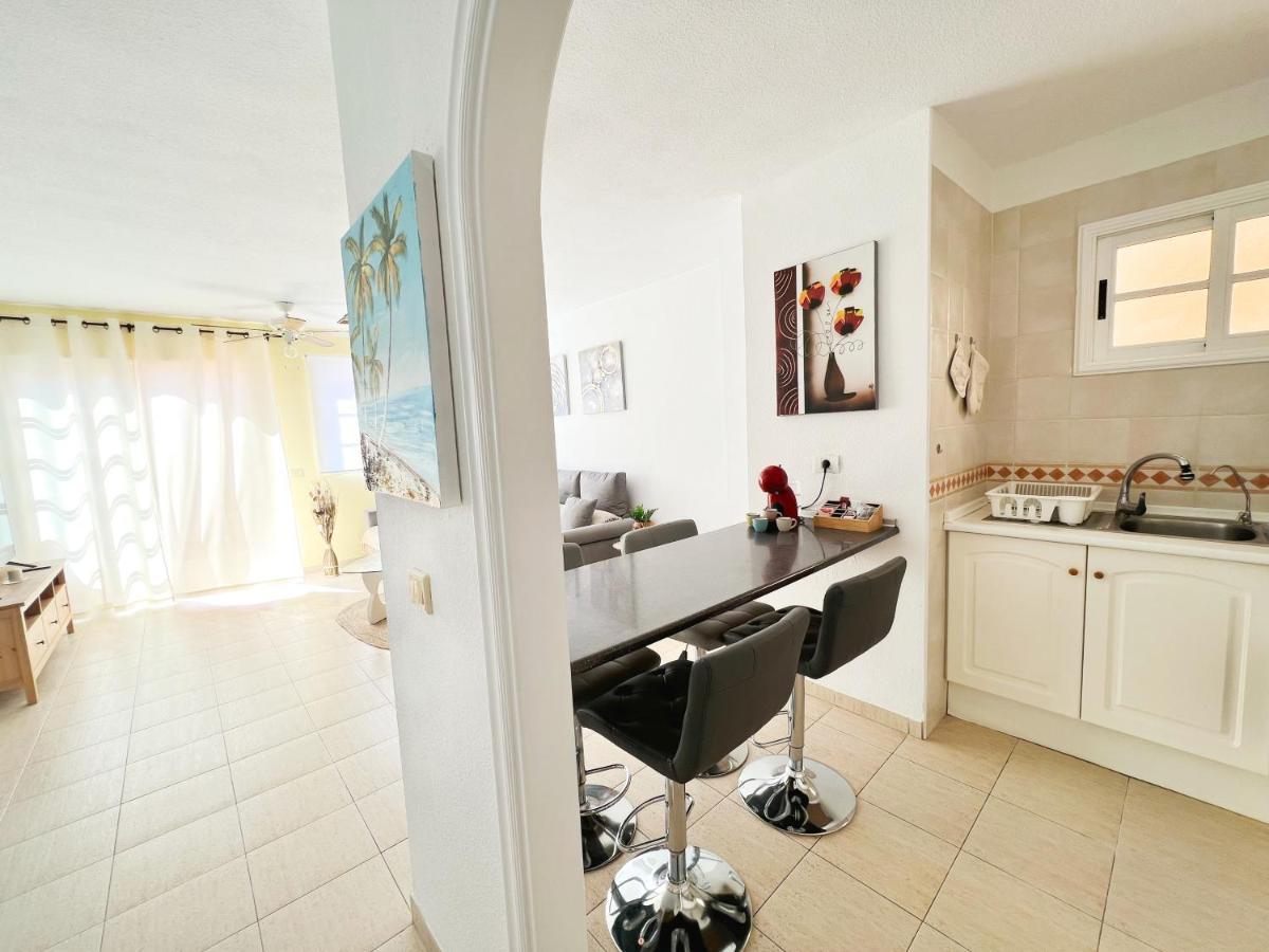 !!! Relaxing View, The Heights Apartment With Terrace And Heated Pools, Los Cristianos ロスクリスティアーノス エクステリア 写真